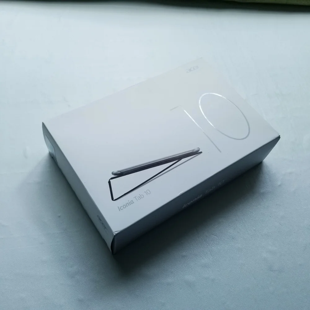 Acer Iconia Tab 10 Tablet Aluminum Body white NIB